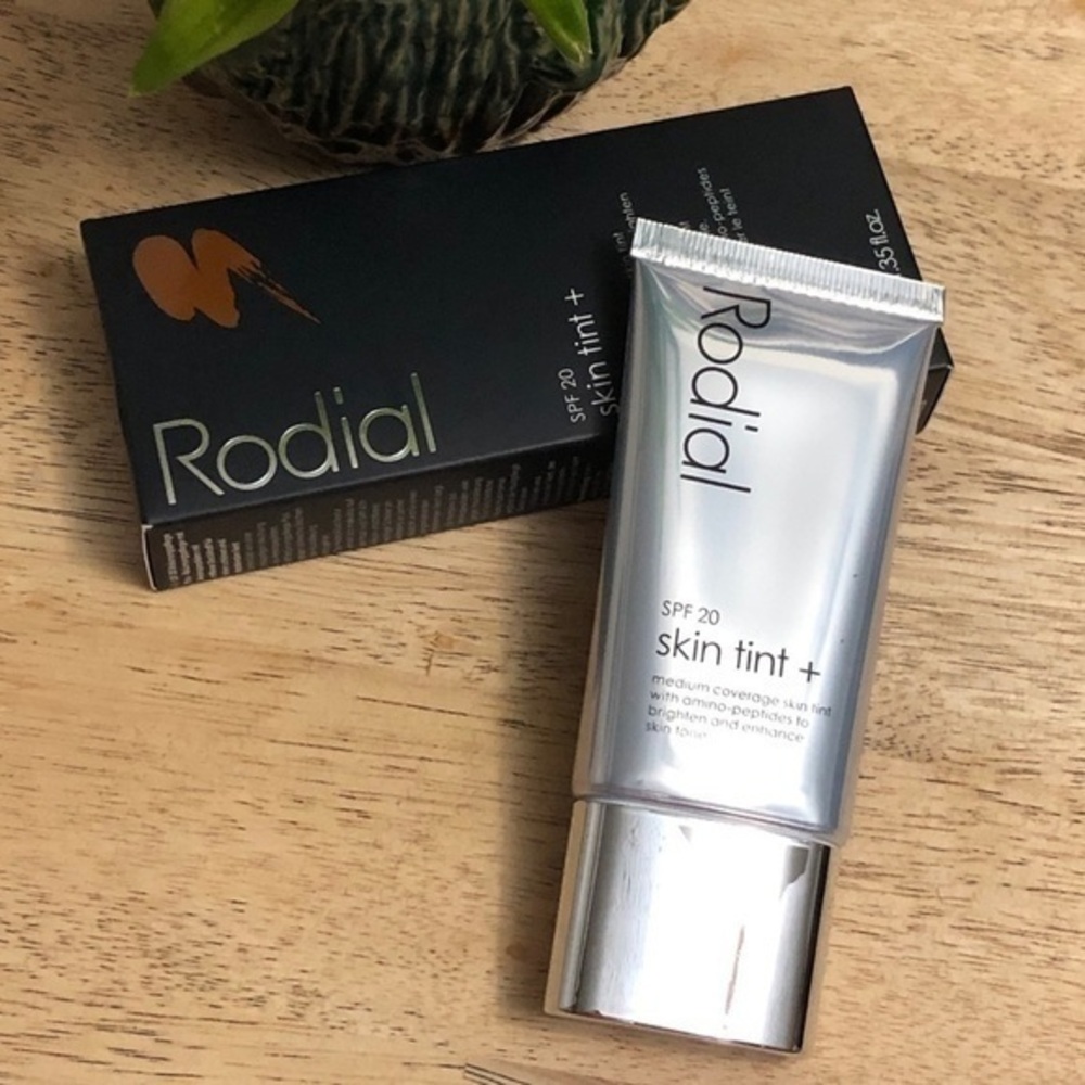 NIB Rodial
Skin Tint+ Foundation - Miami - SPF 20